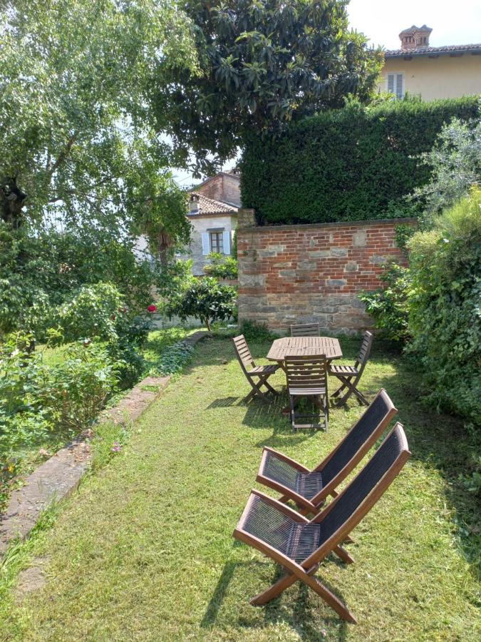 Il Giardino Di Olivia Apartment Guarene ภายนอก รูปภาพ