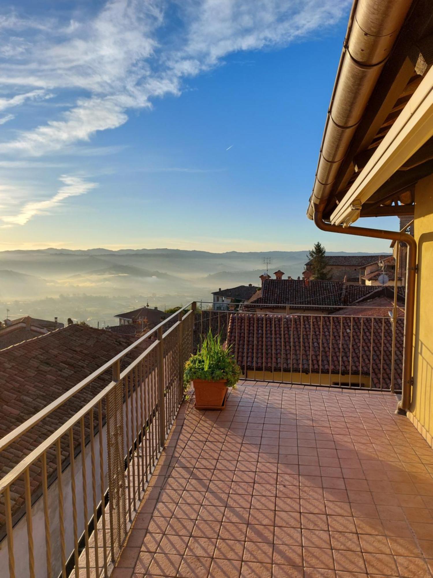 Il Giardino Di Olivia Apartment Guarene ภายนอก รูปภาพ