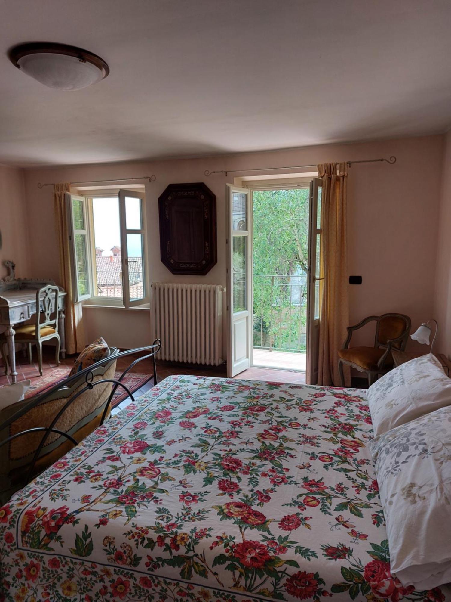 Il Giardino Di Olivia Apartment Guarene ภายนอก รูปภาพ